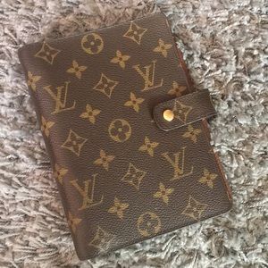 Authentic Louis Vuitton Agenda PM - LV Code SP1014